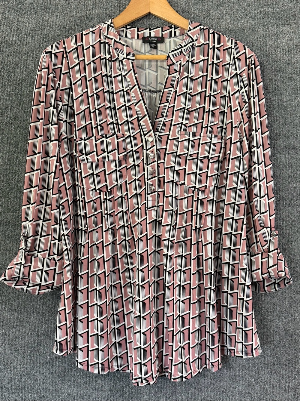 Cocomo Womens 1X Tunic Top Pink Geometric Roll Tab Sleeve Button Accent Stretch